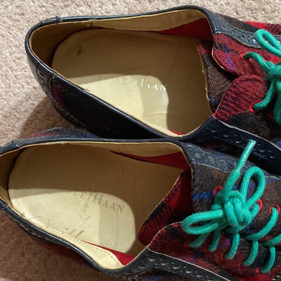 Cole Haan red plaid Oxford shoes - Picture 5 of 6